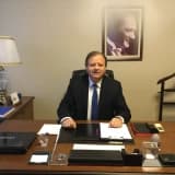 Doç. Dr. Adnan Cansever