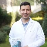 Doç. Dr. Veysel Suzan