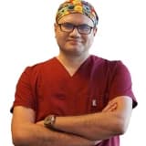 Op. Dr. Hüsamettin Bayraktar